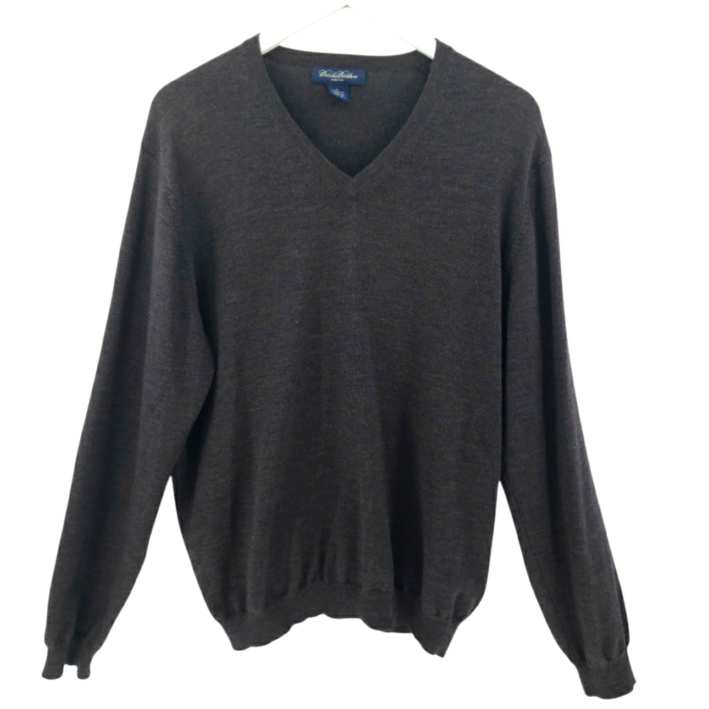 Brooks Brothers V Neck Merino Wool Sweater Size Large in Gray